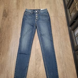 White house black market new jeans